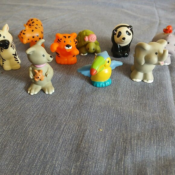 Fisher-Price Little People Lot Animals Zebra Leopard Tiger Kangaroo.......x 9